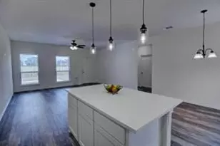 347 Rosemound St, Commerce, TX 75428 - Photo 5