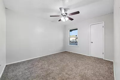 2742 E Pepperidge Drive, Lancaster, TX 75134 - Photo 19