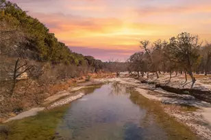 705 Lost Hunters Canyon, China Spring, TX 76633 - Photo 23