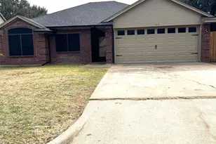 1519 Hayloft Ln, Granbury, TX 76048 - Photo 5