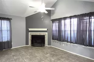 1415 Kynette Dr, Euless, TX 76040 - Photo 5