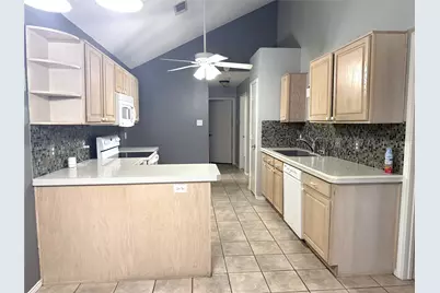 1415 Kynette Drive, Euless, TX 76040 - Photo 7