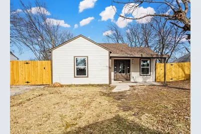 606 SE 10th Street, Grand Prairie, TX 75051 - Photo 1