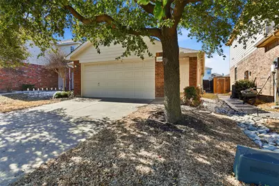 12141 Thicket Bend Drive, Fort Worth, TX 76244 - Photo 3