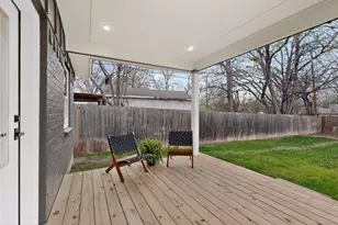 8210 Sussex St, White Settlement, TX 76108 - Photo 33