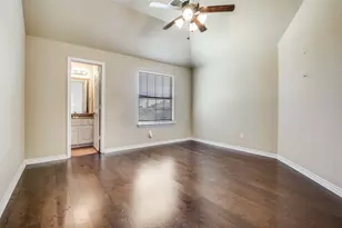 7311 Padilla, Grand Prairie, TX 75054 - Photo 9