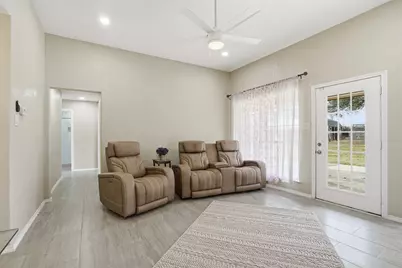 3917 Country Meadows Circle, Granbury, TX 76049 - Photo 5