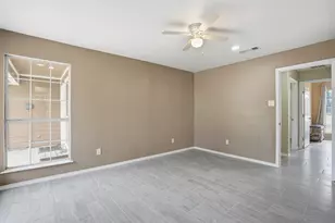 3917 Country Meadows Cir, Granbury, TX 76049 - Photo 23