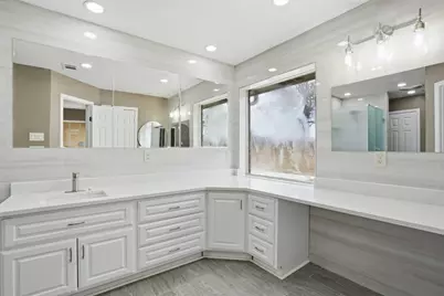 3917 Country Meadows Circle, Granbury, TX 76049 - Photo 33