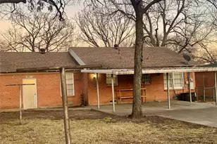 2051 Shortal St, Dallas, TX 75217 - Photo 15