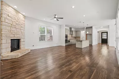 4207 Peach Blossom Drive, Arlington, TX 76005 - Photo 7