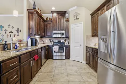 306 Donna Circle, Granbury, TX 76049 - Photo 13