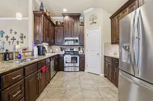 306 Donna Cir, Granbury, TX 76049 - Photo 13