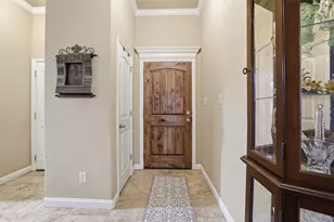 306 Donna Cir, Granbury, TX 76049 - Photo 5