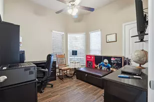 306 Donna Cir, Granbury, TX 76049 - Photo 31