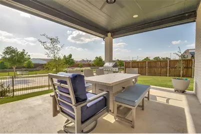 2505 Liverpool Lane, Carrollton, TX 75010 - Photo 35