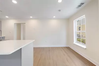 1715 Navaro Street, Dallas, TX 75208 - Photo 7