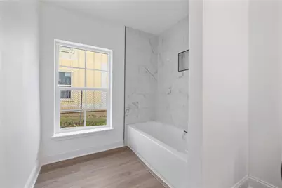 1715 Navaro Street, Dallas, TX 75208 - Photo 19