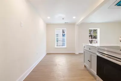 1715 Navaro Street, Dallas, TX 75208 - Photo 9