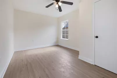 1715 Navaro Street, Dallas, TX 75208 - Photo 25