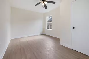 1715 Navaro St, Dallas, TX 75208 - Photo 25