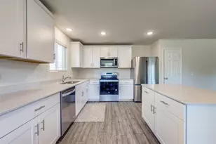 516 W Marshall Dr, Van Alstyne, TX 75495 - Photo 3