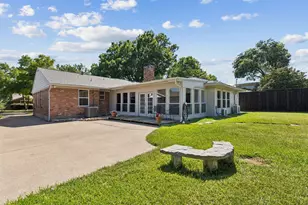 10419 Royalwood Dr, Dallas, TX 75238 - Photo 29