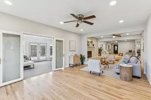 10419 Royalwood Dr, Dallas, TX 75238 - Photo 23