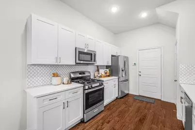 2000 Bethlehem Street, Irving, TX 75061 - Photo 13