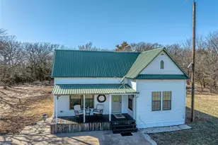 4597 W Line Rd, Whitesboro, TX 76273 - Photo 5