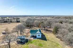 4597 W Line Rd, Whitesboro, TX 76273 - Photo 31