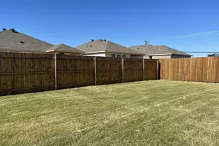 10508 Summer Pl Ln, Fort Worth, TX 76140 - Photo 3