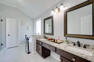 617 Creek Point Dr, Saginaw, TX 76179 - Photo 21