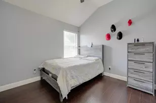 617 Creek Point Dr, Saginaw, TX 76179 - Photo 11