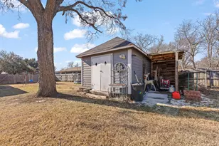 700 Euclid St, Cleburne, TX 76033 - Photo 29