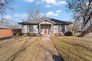 700 Euclid St, Cleburne, TX 76033 - Photo 1