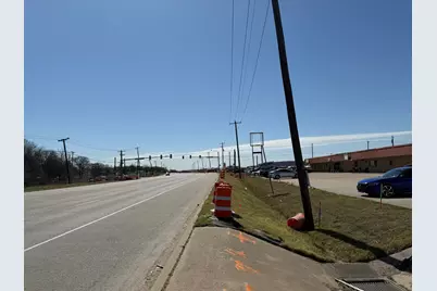 10132 Crowley Road N, Crowley, TX 76036 - Photo 17