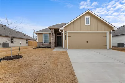 121 Adaline Bend, McGregor, TX 76657 - Photo 1