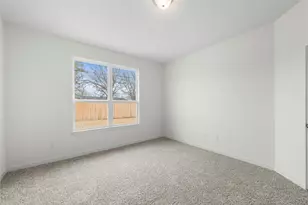 121 Adaline Bnd, McGregor, TX 76657 - Photo 15