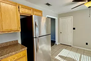 1817 Hidden Valley Rd, Granbury, TX 76049 - Photo 5