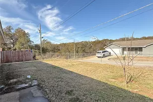 1817 Hidden Valley Rd, Granbury, TX 76049 - Photo 19