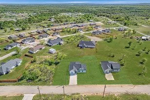 120 Brookview Dr, Bridgeport, TX 76426 - Photo 33