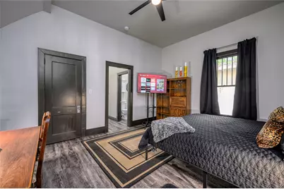 1111 E Houston, Sherman, TX 75090 - Photo 17