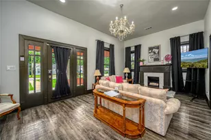 1111 E Houston, Sherman, TX 75090 - Photo 5