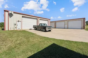 2250 County Rd 913, Joshua, TX 76058 - Photo 5