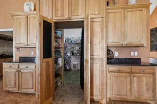 2250 County Rd 913, Joshua, TX 76058 - Photo 13