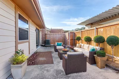 13784 Brookgreen Circle, Dallas, TX 75240 - Photo 5