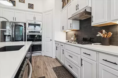 1912 McDougall Creek, Van Alstyne, TX 75495 - Photo 11