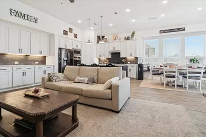 1912 McDougall Creek, Van Alstyne, TX 75495 - Photo 7