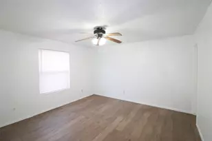 908 Rolling Meadows Dr, Arlington, TX 76015 - Photo 7